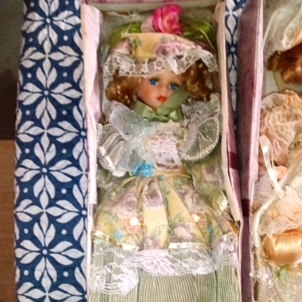 PORCELAIN DOLLS $50 for entire lot